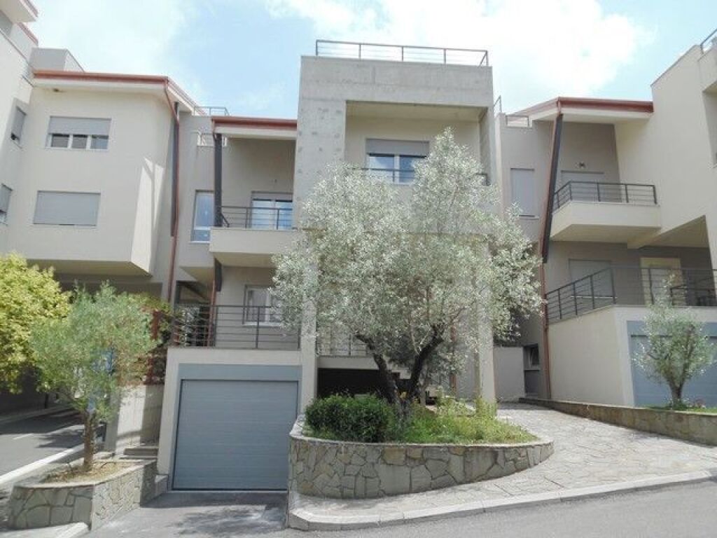 🏡 VILLA ESCLUSIVA IN VENDITA A SELITA – VICINO ALLA COLLINA DEL SOLE ⚜️
