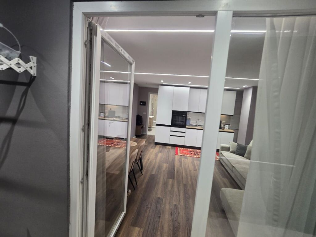 🏢 Appartamento 1+1 in affitto – Stazione dei Treni