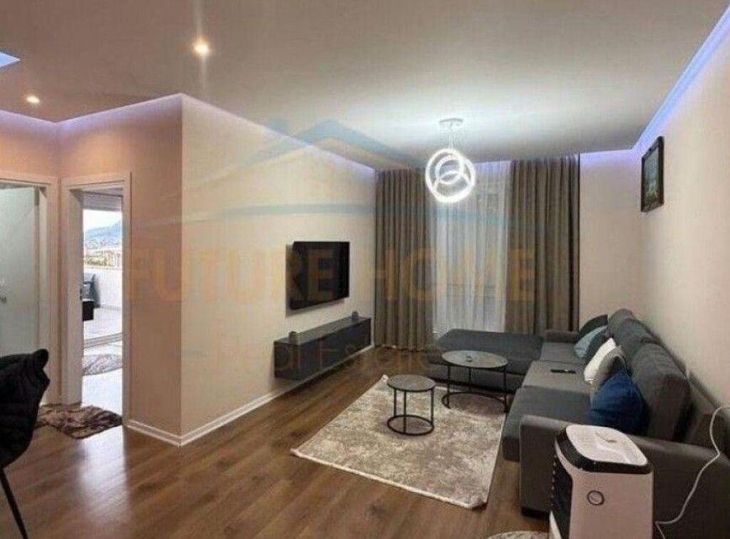 Affitto, Appartamento 2+1+2+Veranda, Via Dibres, Tirana