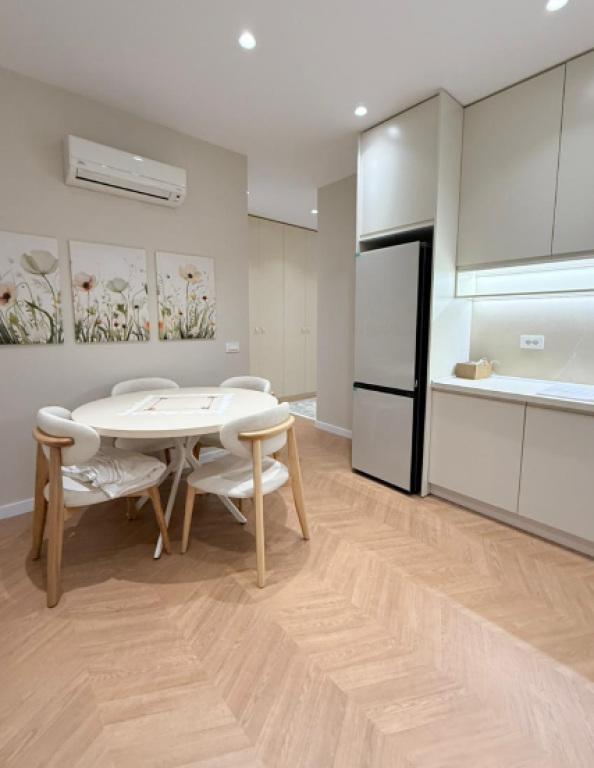 🏡 Apartament 2+1 me Qira – Liqeni i Thatë