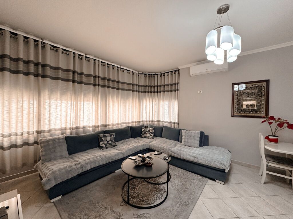 Appartamento 2+1 in vendita al Lago Secco, Tirana