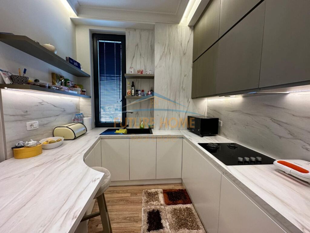 Affitto, Appartamento 2+1+parcheggio, Park Gate!