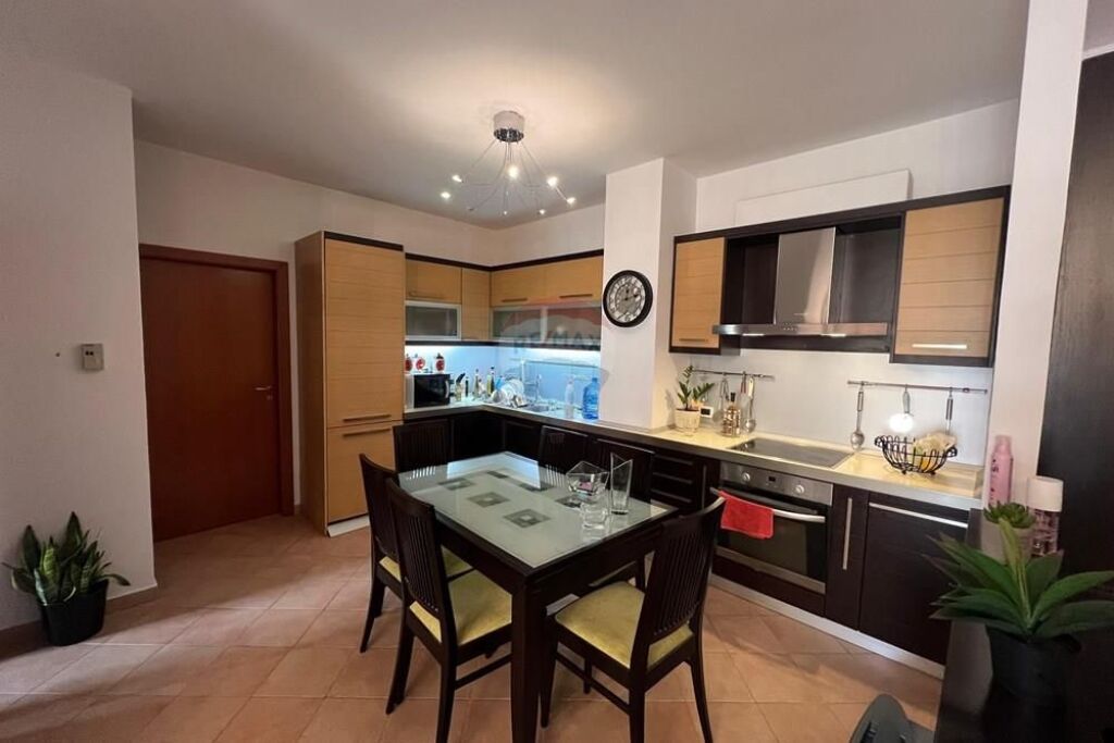 FOR SALE 2+1 APARTMENT AT KOMUNA E PARISIT