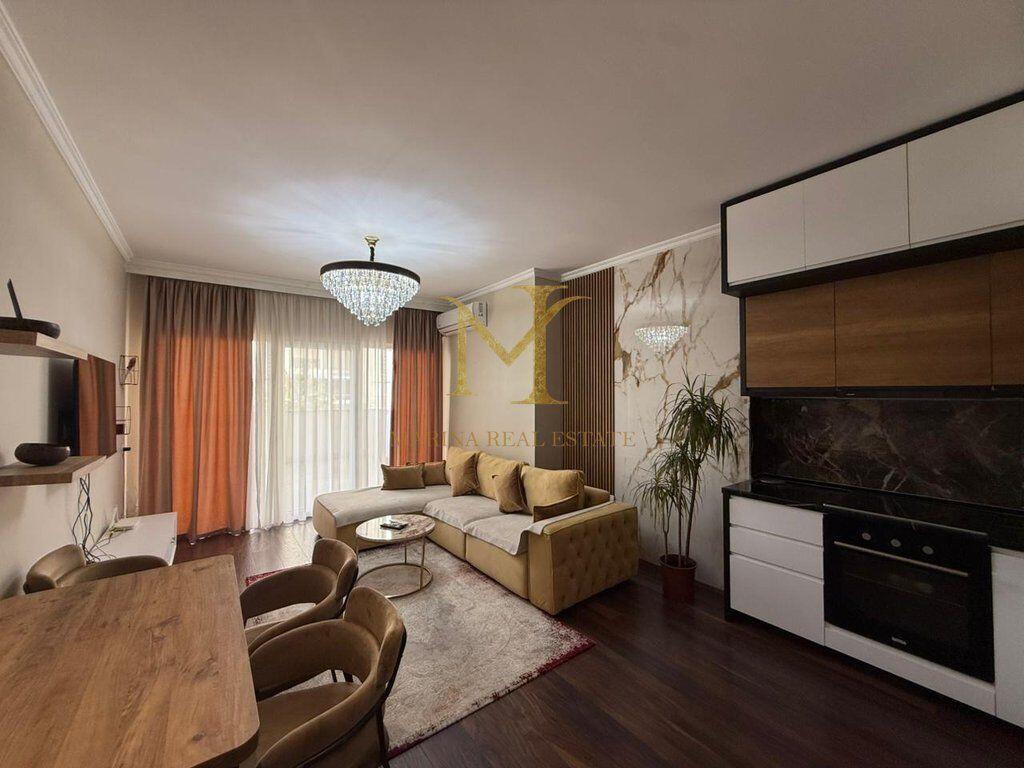 JEPET ME QERA APARTAMENT 1+1 , PRANE HOTEL VIVAS, PLAZH, DURRES