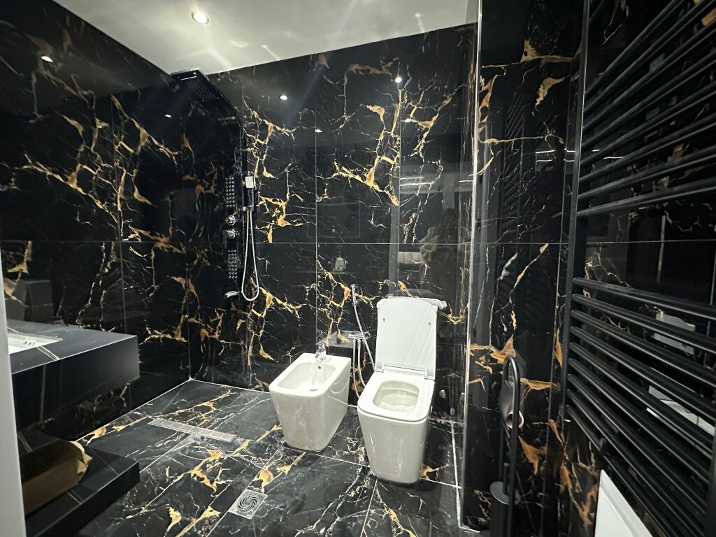 Rent, Apartment 2+1+2, Zogu i Zi, Tirana.