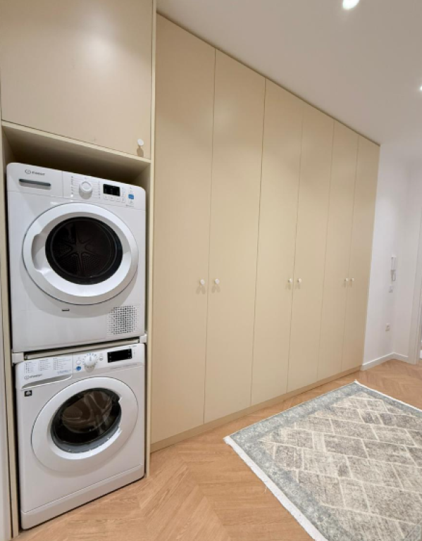 🏡 Apartament 2+1 me Qira – Liqeni i Thatë