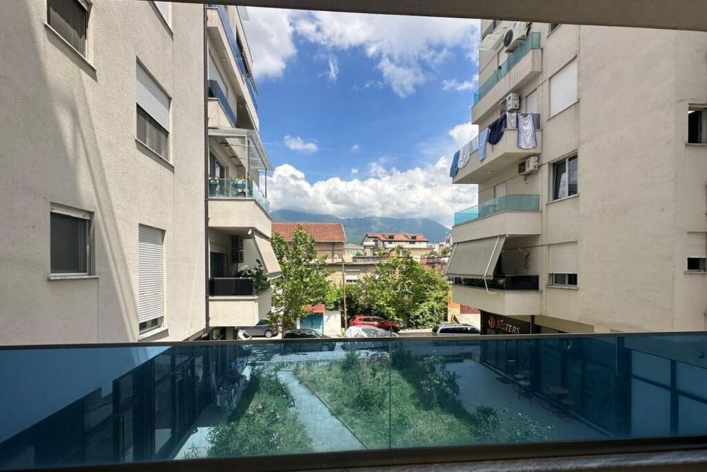 ✨ Apartment 2+1+2 for Sale – Xhamllik, Tirana | Spacious Area