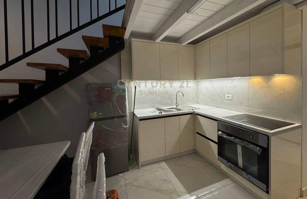 Apartament 1+1 ne forme Dupleks, prane Birra Tirana,