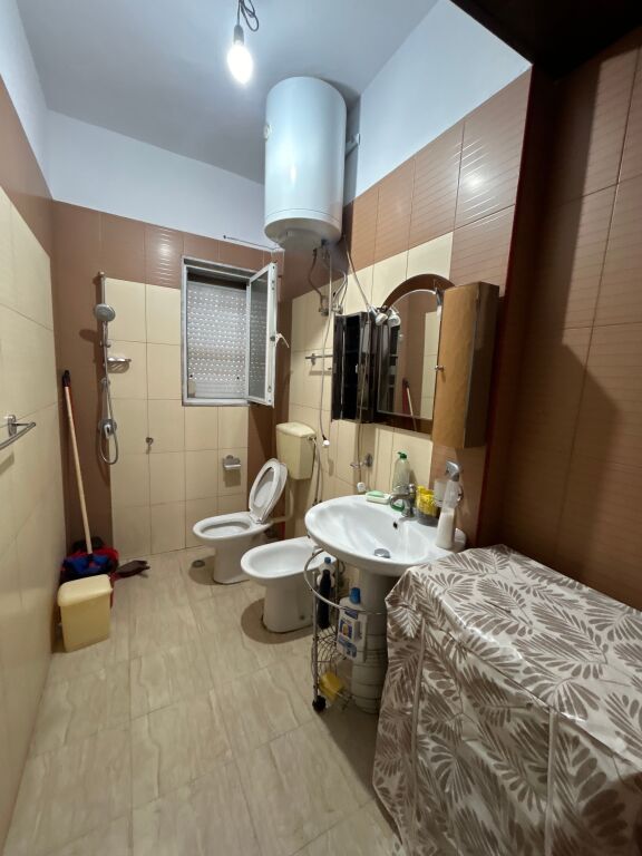 Appartamento in affitto 2+1 piazza Wilson (strada principale) 550€