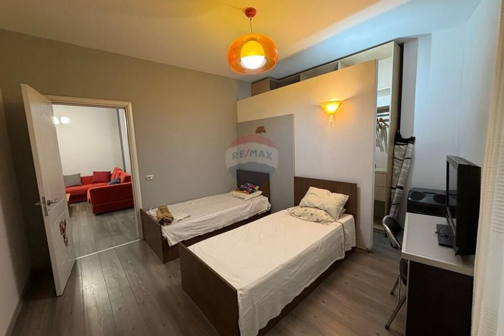 SHITET, APARTAMENT 2+1, FRESKU, TIRANË