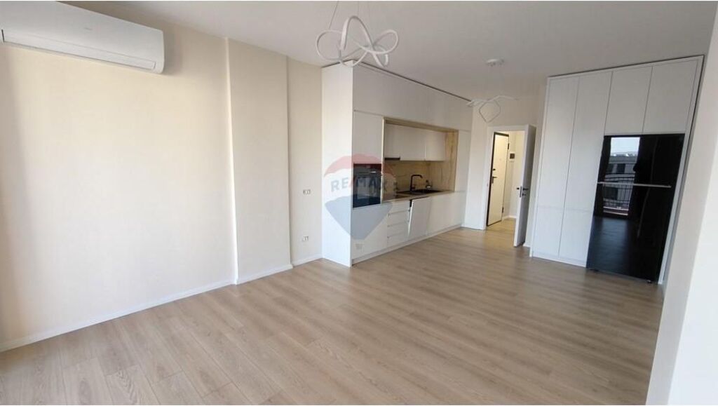Appartamento - In Affitto - Ex Campo di Aviazione, Tirana