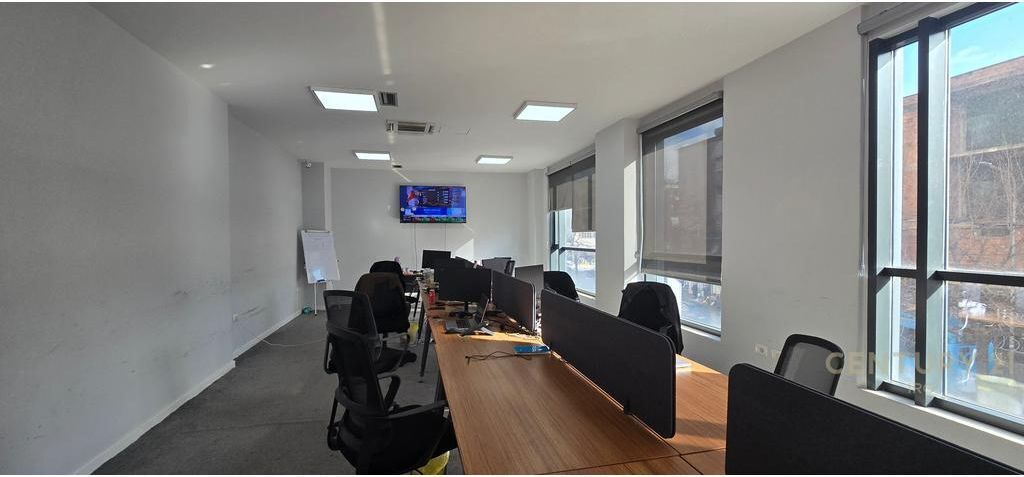 BUSINESS PREMISES ON HOXHA TAHSIM STREET!