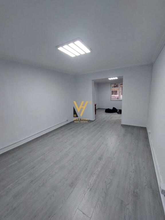 BUSINESS PREMISES 100 M2 FOR RENT AT THE PALACE WITH ARROW 70,000 LEKE