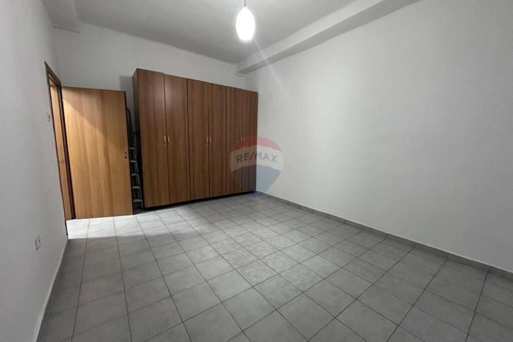 Affittasi appartamento 1+1 a Bllok!