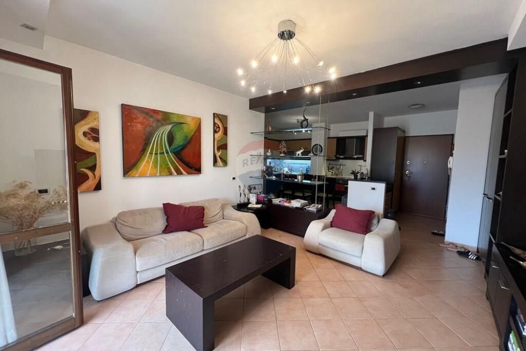 FOR SALE 2+1 APARTMENT AT KOMUNA E PARISIT