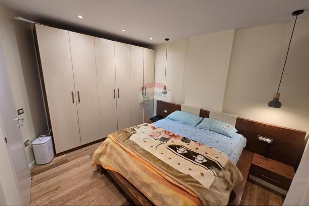 Apartament per qera 3+1 tek Selvia