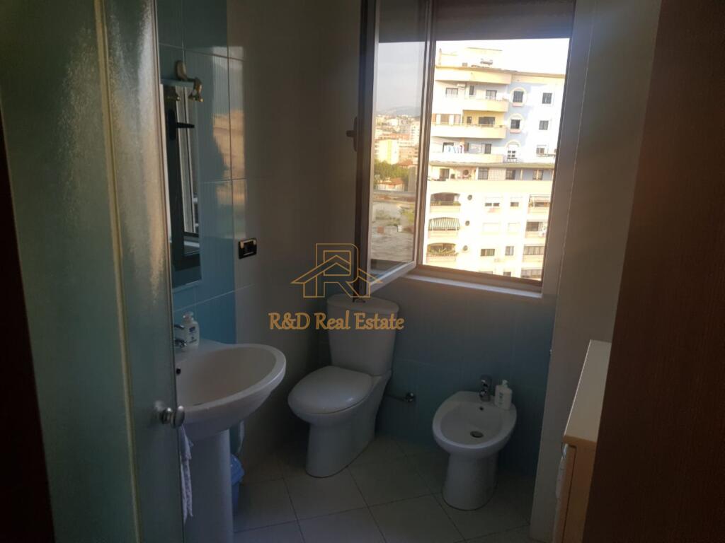🏡 Appartamento 1+1 in affitto – Pazari i Ri