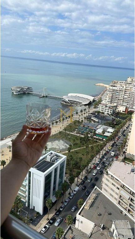 APARTMENT FOR RENT 2+1+2 IN VOLLGA NEAR THE 27TH FLOOR !