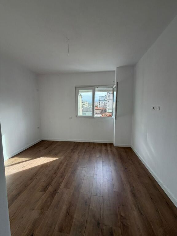 🏡 Apartment 3+1+2 for Sale – Pazari i Ri