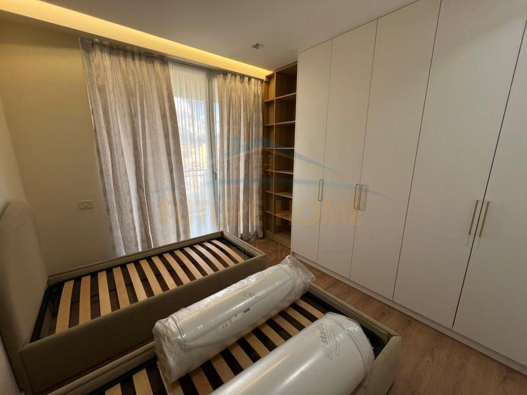 Affitto, Appartamento 2+1+, Golden Tower Residence, Tirana.
