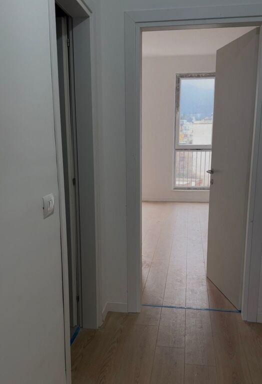 UFFICIO IN AFFITTO 70 M2 VIA ELBASAN 600 EURO