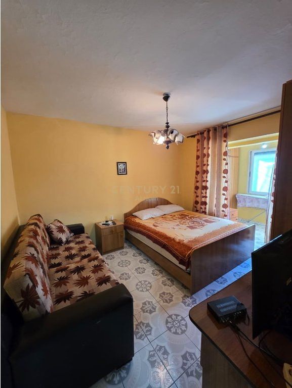 FOR RENT 2+1 APARTMENT NEAR THE SCHOOL "NIKET DARDANI"
