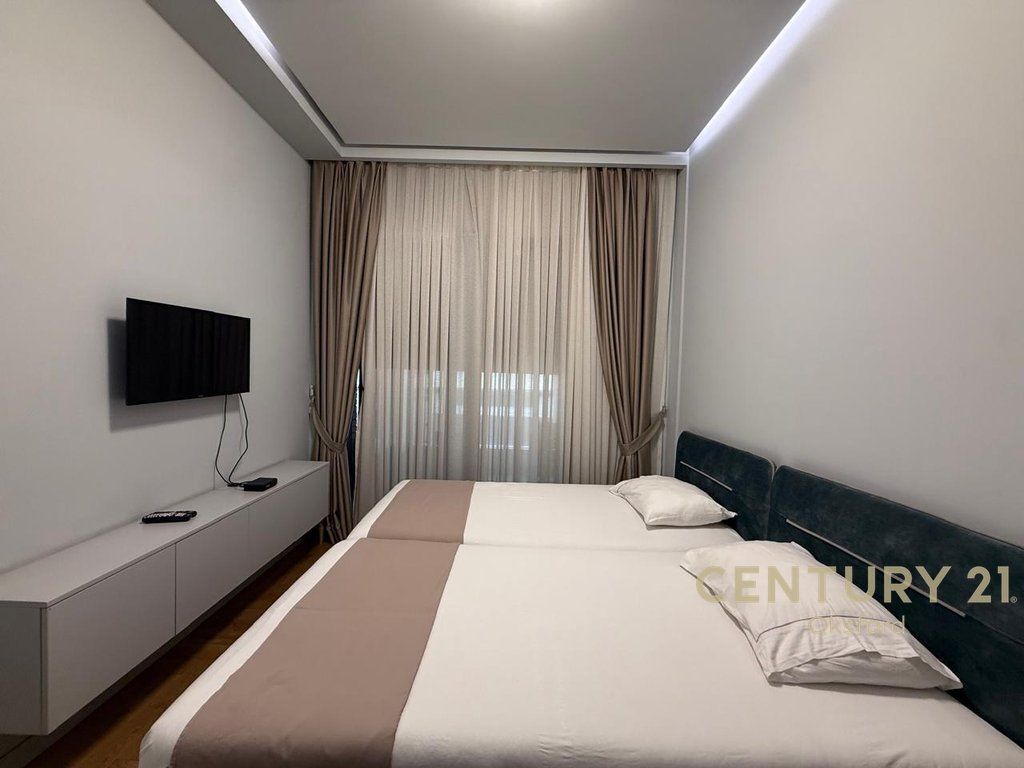For rent apartment 1+1+parking spot, at the "Deliorgji" Complex!