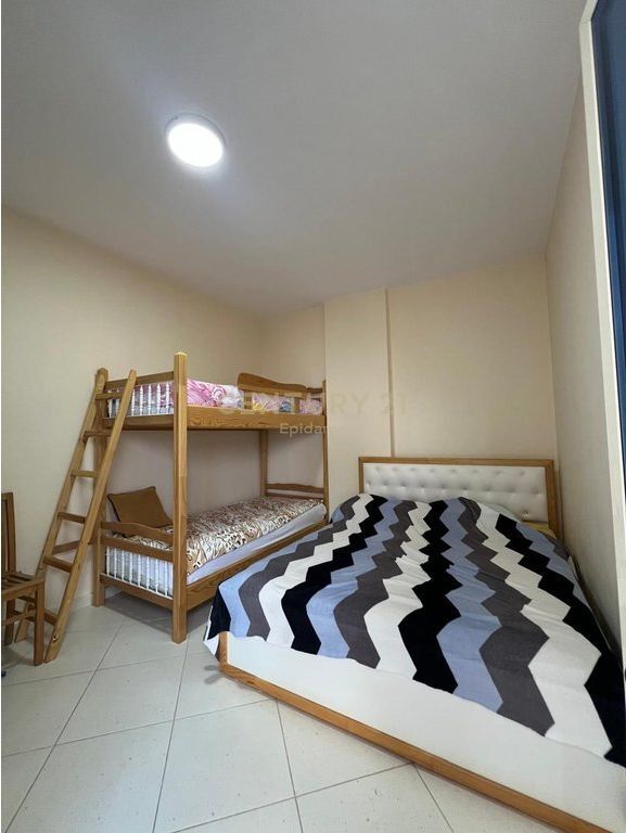 SHITET APARTAMENT TEK SHKEMBI I KAVAJES 1+1