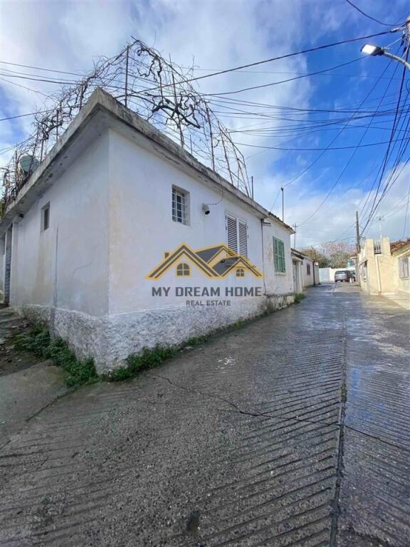 PRIVATE HOUSE FOR SALE NEAR THE COURT, DURRES!