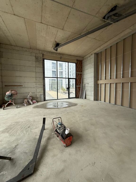 DYQAN ME QERA 786 M2 ISH DOGANA 8000 EURO