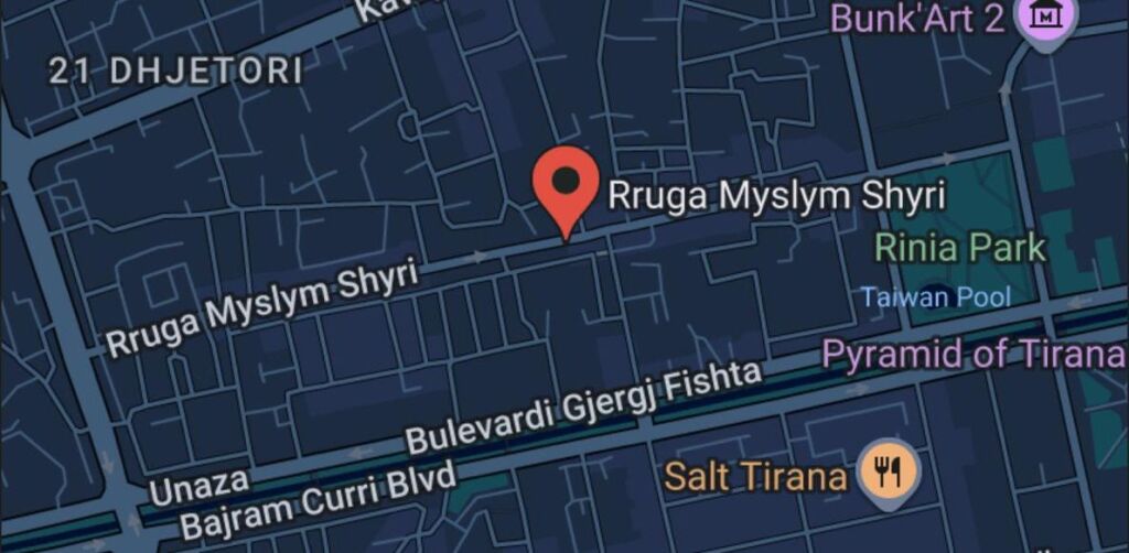 Vendita unità commerciale fronte strada Myslym Shyri 690.000 €