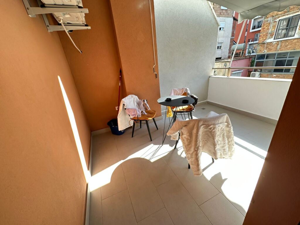 🏡 Jepet me qira Apartament 1+1 📍 Adresa: 21 Dhjetori💶 Çmimi: 650 € / muaj