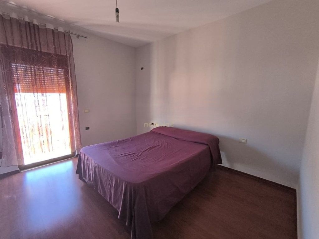 JEPET ME QIRA APARTAMENT 3+1 NE MISTO MAME! 500 € /Muaj