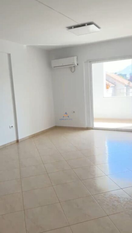 AFFITTASI APPARTAMENTO 2+1+BALCONE "SIRI KODRA" 600 EURO