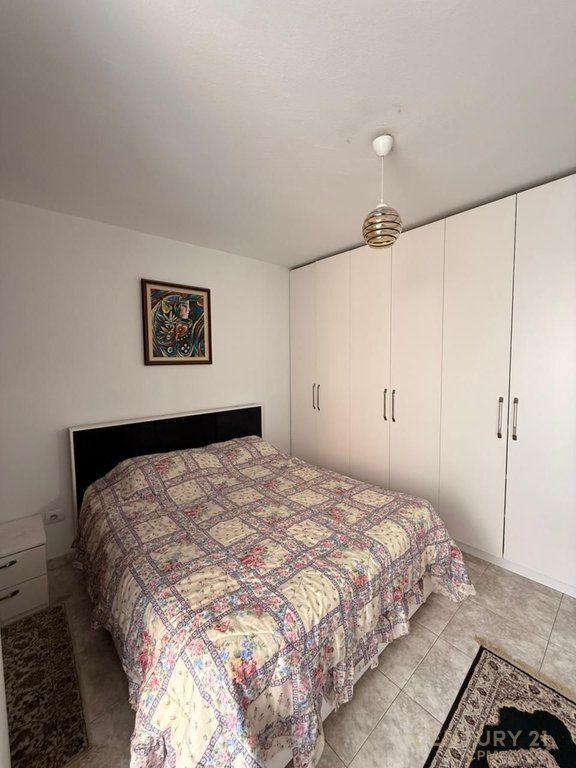 Apartament 1+1 Me Qira tek Komuna e Parisit
