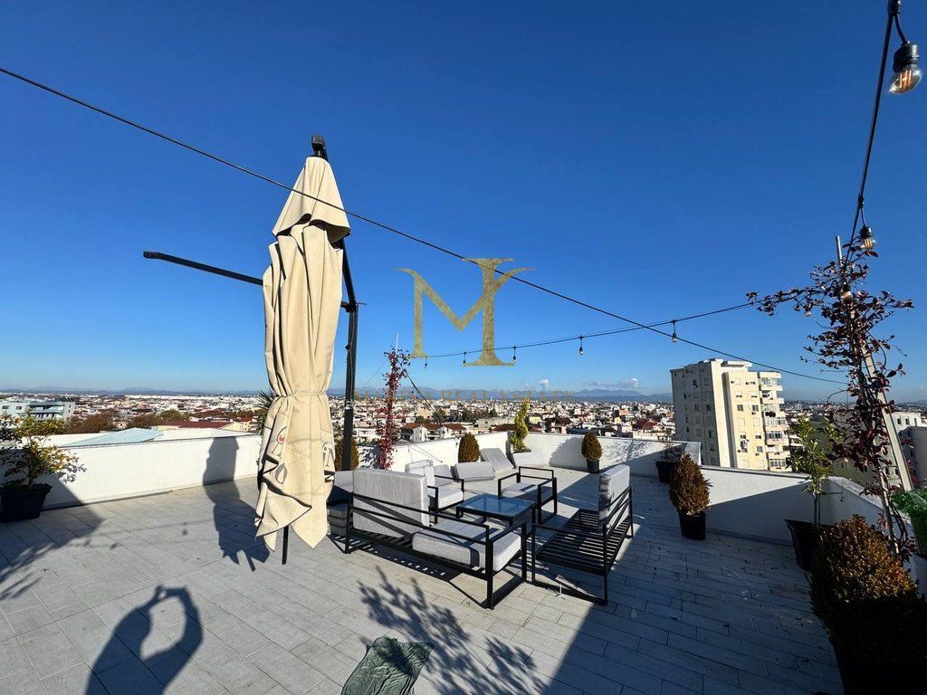 Rent super apartment 2+1+2 bathrooms + large terrace in Durres