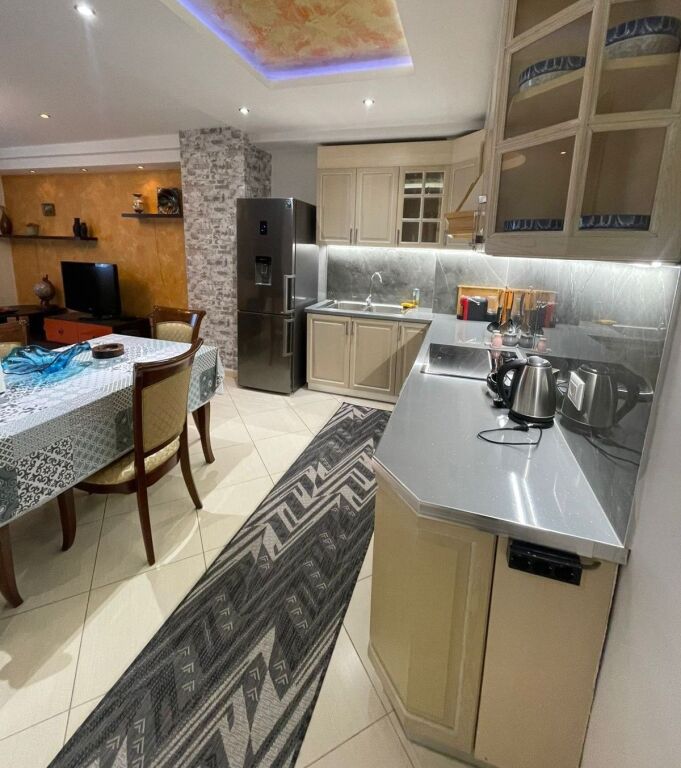 🏡 Jepet me Qira Apartament 2+1 – Pranë Stadiumit Air Albania 🏟️
