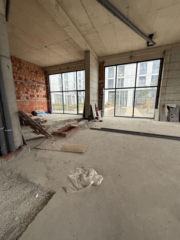 DYQAN ME QERA 786 M2 ISH DOGANA 8000 EURO