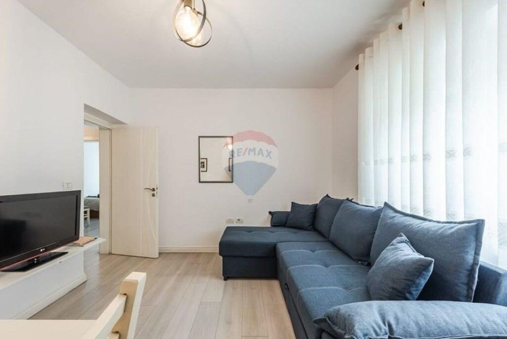 Affittasi appartamento 2+1 a Pazari i Ri