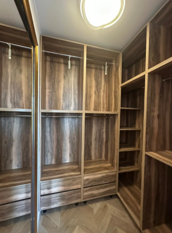 💎 Shitet Apartament Luksoz 1+1 + Post Parkimi   