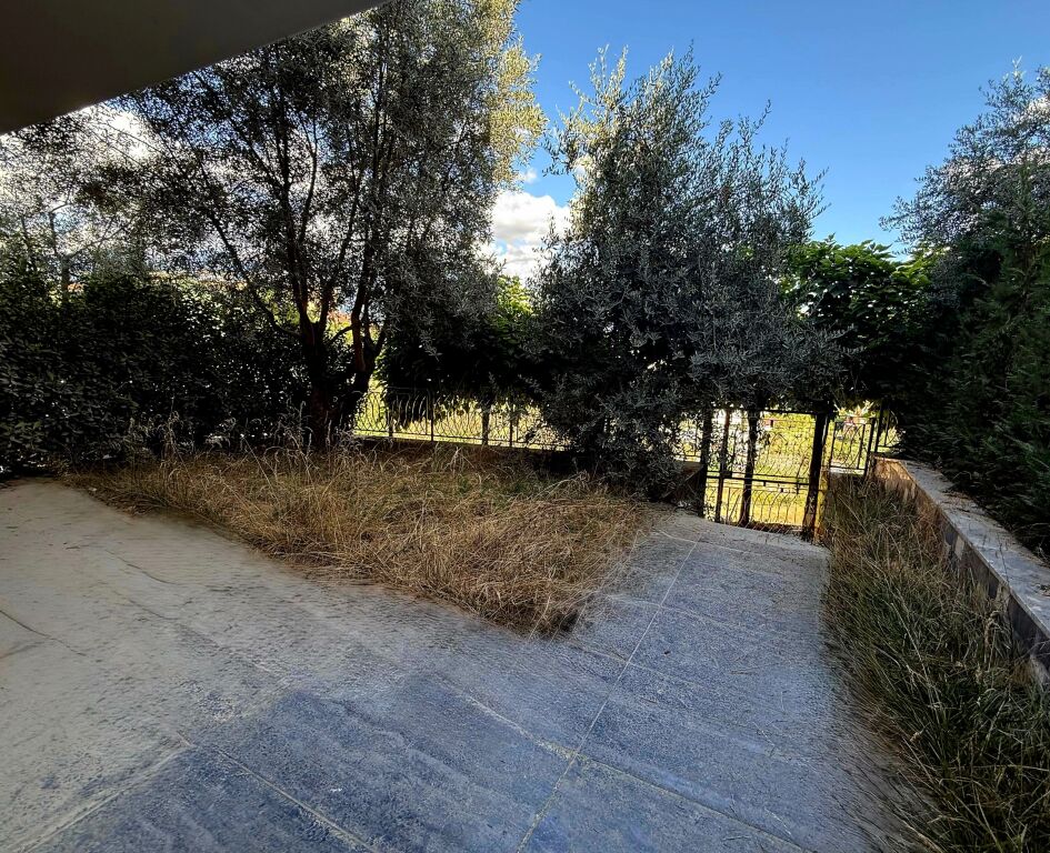 🏡 SHITET VILË NË SELITË – PRANË KODRËS SË DIELLIT ⚜️