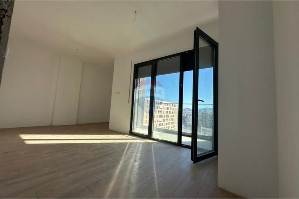 Shitet Apartament 2+1 Don Bosko