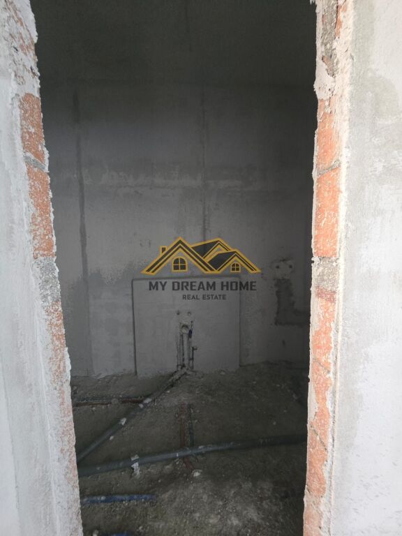 SHITET APARTAMENT 1+1 ME OBORR NE REZIDENCEN E RE NE ,GOLEM!