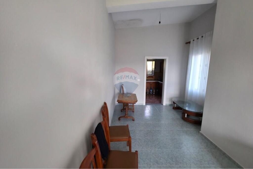 Private House for Sale in Ndroq