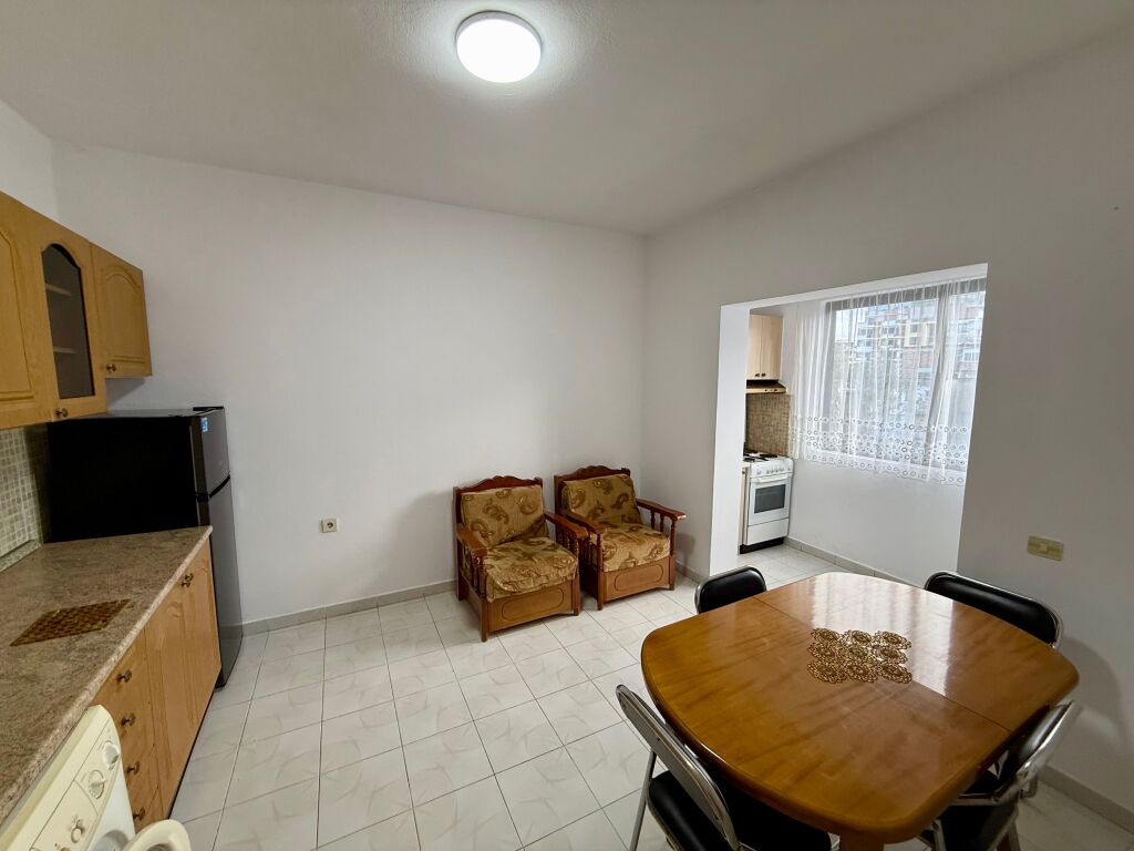 📣 QERA Apartament 1+1 Me Kuzhine Me Vete 📍 Prane Institutit Te Higjenes, Ambasada Amerikane 🛣️ Rruga "Qamil Guranjaku" ✨