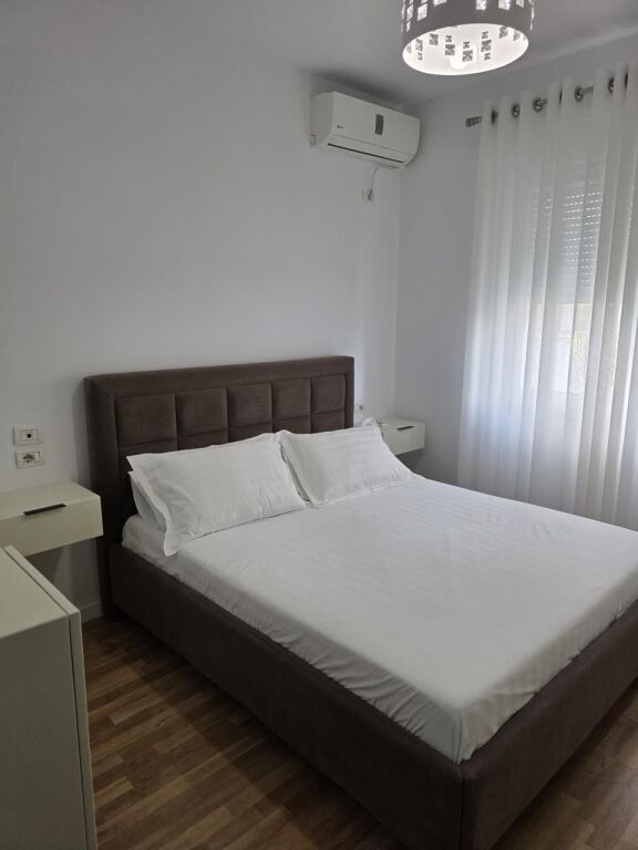 APARTMENT 1+1 ME QERA NGJITUR ME DELIJORGJIN!