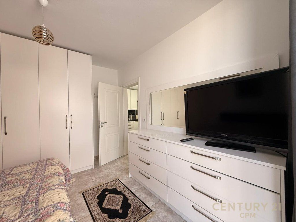 Apartament 1+1 Me Qira tek Komuna e Parisit