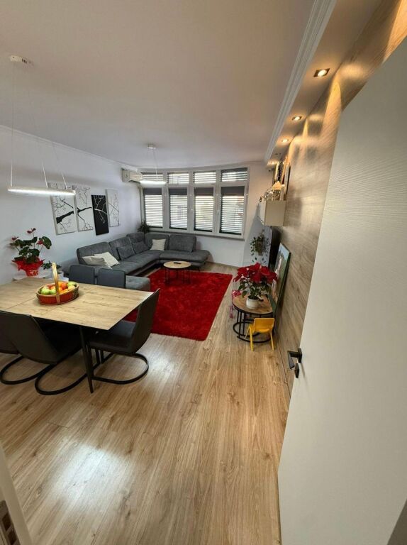 Apartament 2+1 per shitje ne Astir