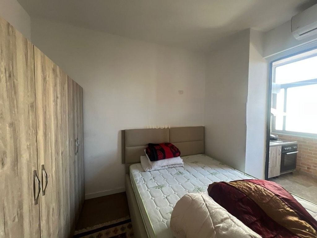 Jepet me qira apartament 2+1 prane pallateve Cabej 350 € /Muaj