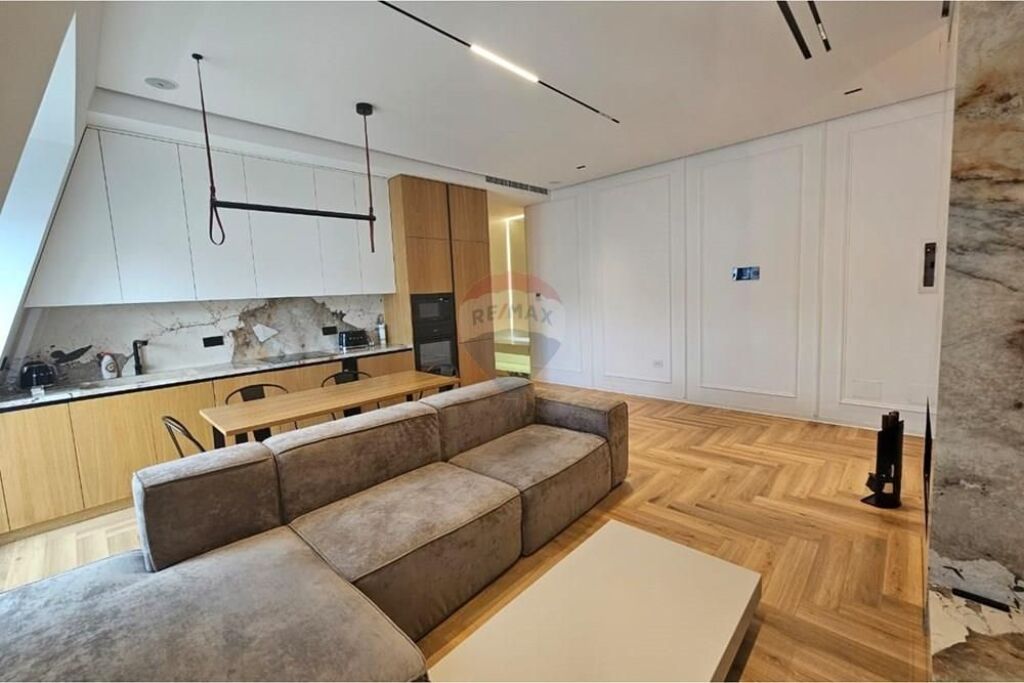 SUPER APARTAMENT 2+1 PER QIRA TEK JOY RESIDENCE, PRANE TEG-U
